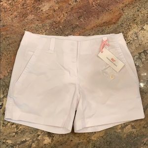 Vineyard Vines 5” Everyday Woman’s  Short. NWT!